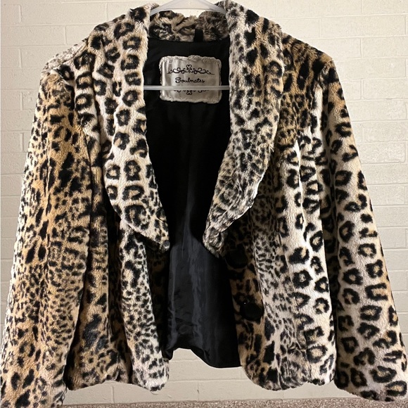 Sexy & luxury soft and warm classy jacket - Picture 4 of 7